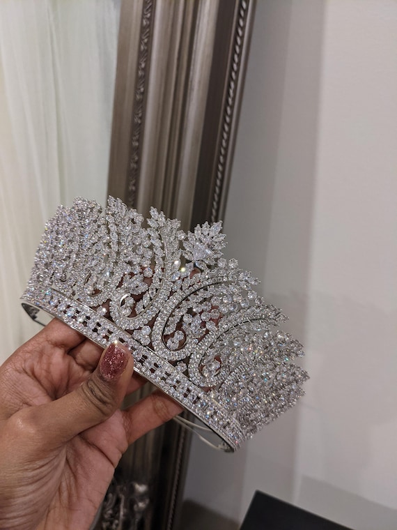 Silver full round crown wedding tiara accessories bridal Luxurious Bridal Tiara Silver Crown – Silver Crystal Bridal  main image 3