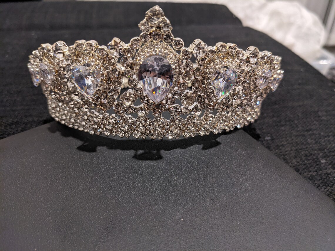 Tiara Nuziale Con Strass - Corona Di Cristallo Per Principesse - Oro/Argento 15x9 Cm - Per Matrimoni E Feste - Foto 2