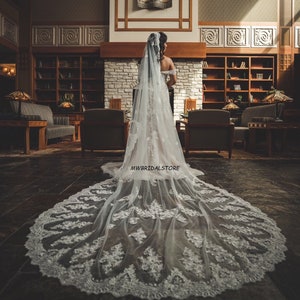 REANNA - Cathedral Length Lace Mantilla Wedding Veil , 1 tier cathedral Mantilla Lace Veil,Lace Mantilla Veil in Cathedral, Lace Mantilla