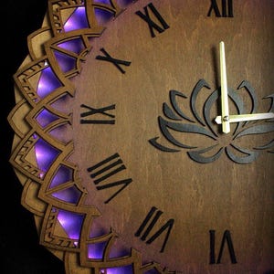 Mandala träväggklocka: RGB LED-nattlampa