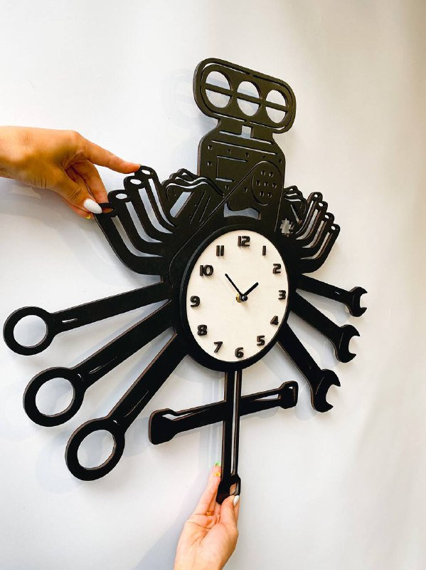 Personalized Garage Wall Clock, Custom Garage Wall Decor, Garage Gift for Him, Car Mechanic Gift