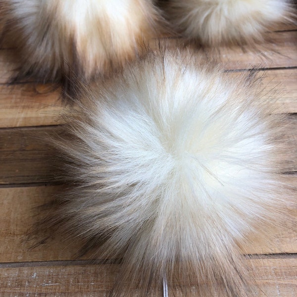 Buttercream Faux Fur Pom Pom, Long Pile Faux Fur, Hat Topper, Fluffy Pom Pom, Cream Colored Pom