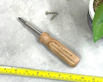 Gepersonaliseerde schroevendraaier met houten handvat: 4-in-1 handgereedschap | Gepersonaliseerd houten gereedschap voor papa | Cadeaus voor hem
