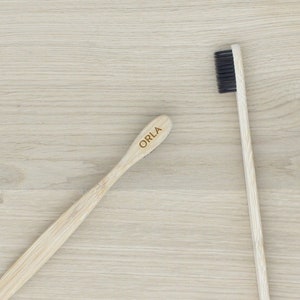 Personalised wooden Toothbrush - Organic toothbrush - gifts for kids - gifts for him - gifts for her