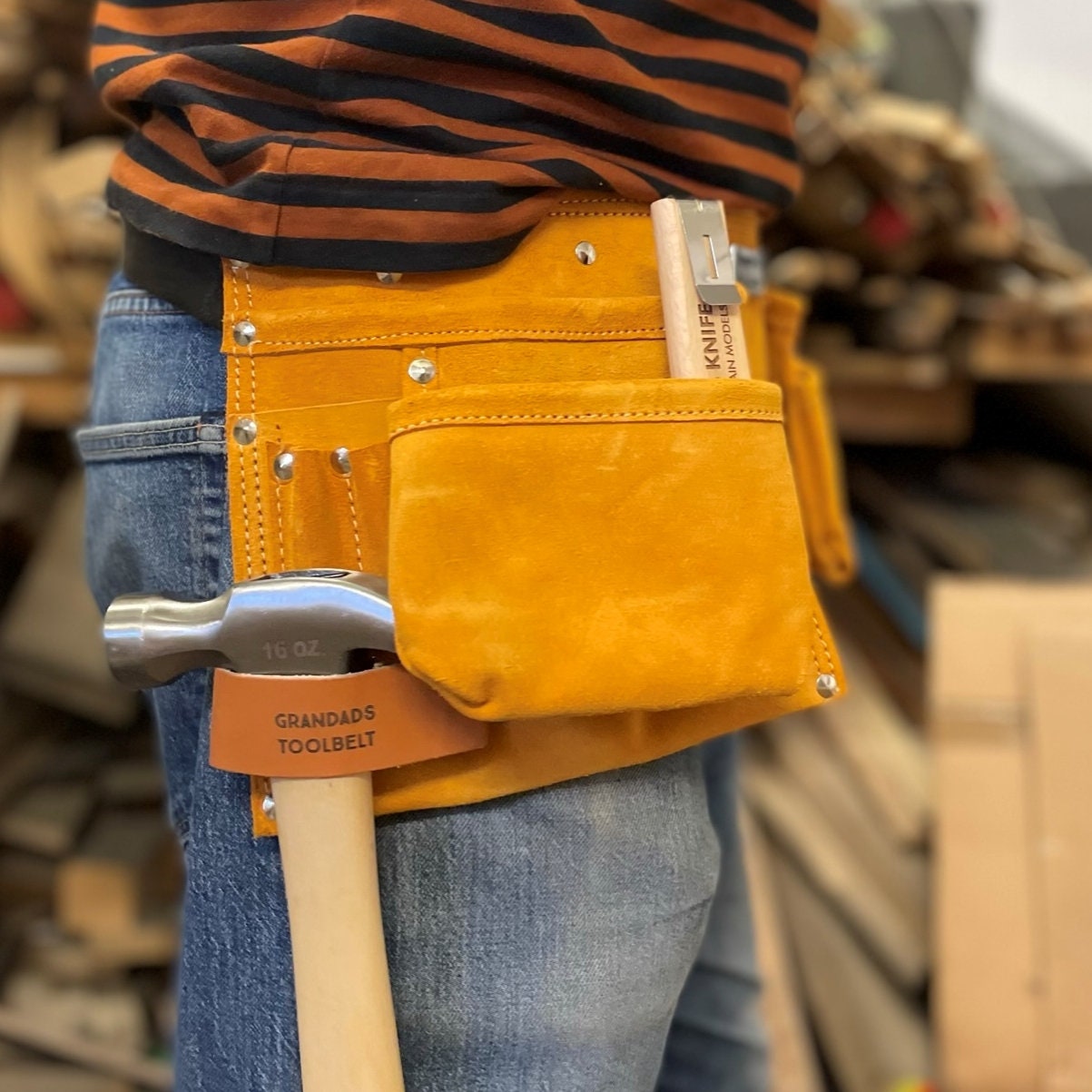 Personalisierter Werkzeuggürtel mit 11 Taschen - Werkzeuggürtel aus Leder - Geschenke für Heimwerker-Papa - Geschenke für ihn - Geburtstag - Weihnachtsgeschenk für Papa - Vatertag