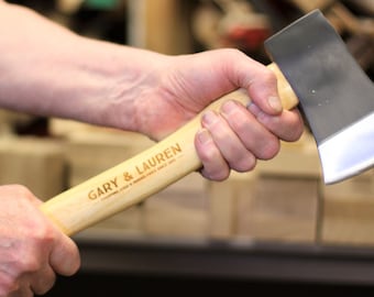 Ascia personalizzata - ascia incisa - ascia di legno - regali per lui - regali di nozze - ascia da uomo - regalo di Natale per papà - regalo per un vichingo