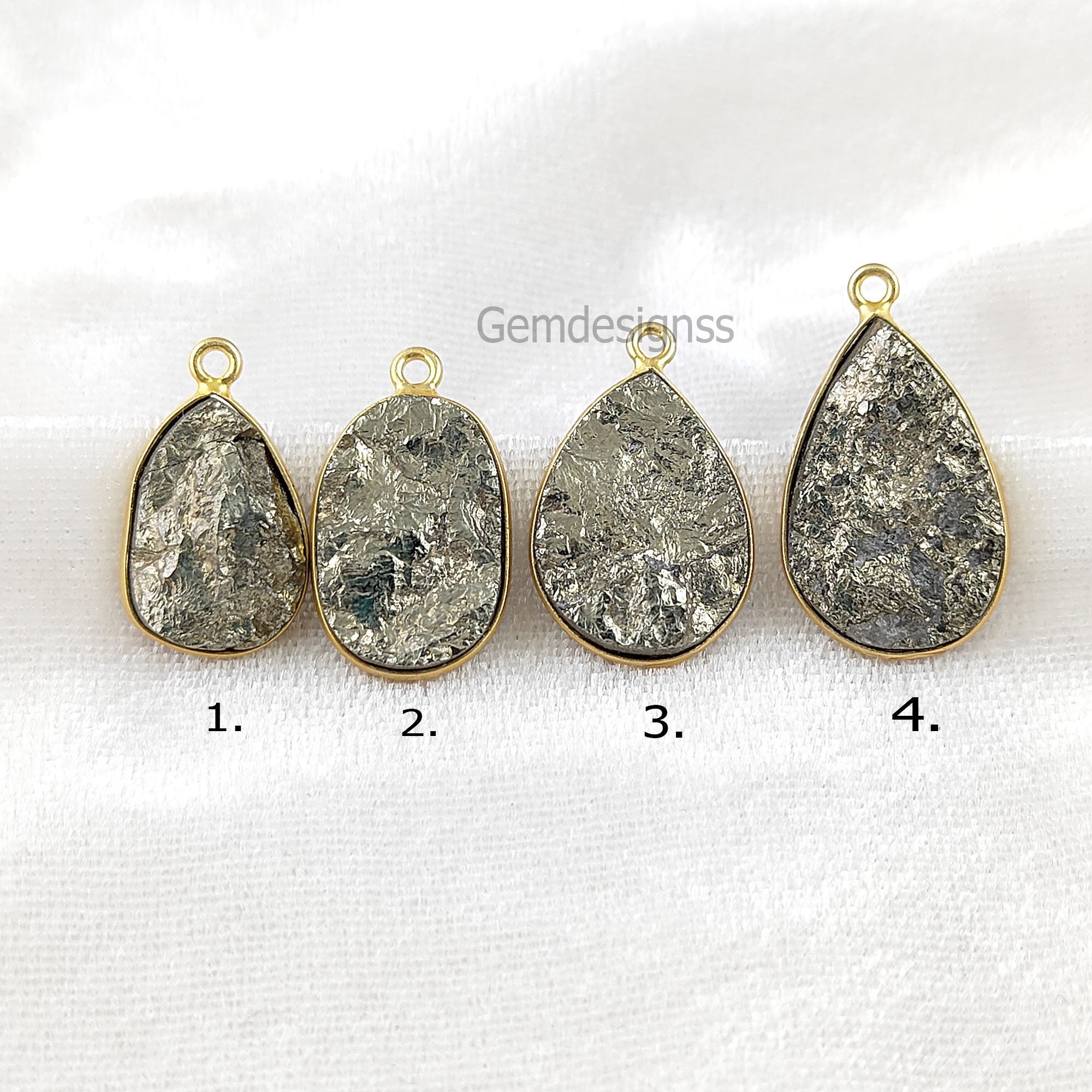 Fibule En Argent 925 Avec Morceau De Pyrite - Occasion - Bijou Ancien Et Minéral