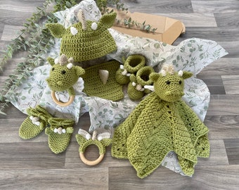 DRAGON Baby Gift Set | Chinese New Year | Newborn Outfit | Hat | Booties | Rattle | Handmade | Crochet | Mum to be | Baby Shower Gift