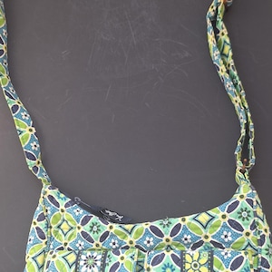 Bolso de hombro vintage Vera Bradley "Daisy...Daisy" de 11,5" x 7".