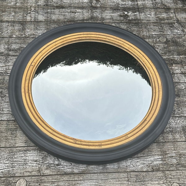 Miroir rond dit "oeil de sorcière" de style Napoléon III noir mat et or Diam 64 cm