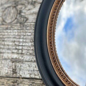 Miroir ovale Rosalie noir et doré patiné 24 x 19 cm image 4