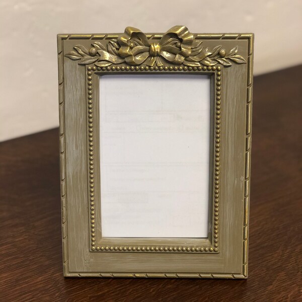 Photo frame Grey/beige strip patinated and gilded photo format 10x15 cm to pose or wall