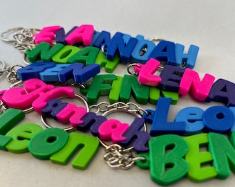Personalized keychain with name – choice of color | 3D print