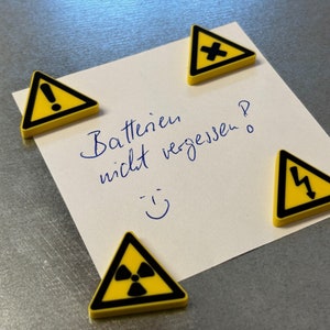 Fridge magnets - warning signs - set - 4 magnets - different designs! 3D printing
