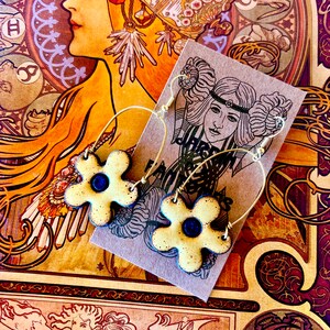 Jardin Des Fantômes Ceramic Desert Yellow Blooms Earrings