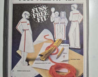 Simplicity 8608 Fuss-Free Fit Kit, one size, uncut and factory folded,  seedescription and photos C.1977