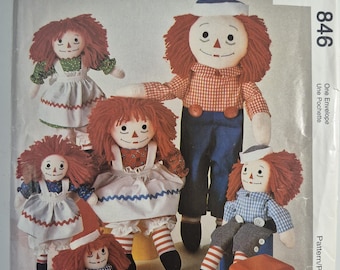 McCall's 846 Raggedy Ann and Andy dolls with clothes, 25", 20", 15" and 10" dolls, uncut and factory folded, see description & photos c.1996