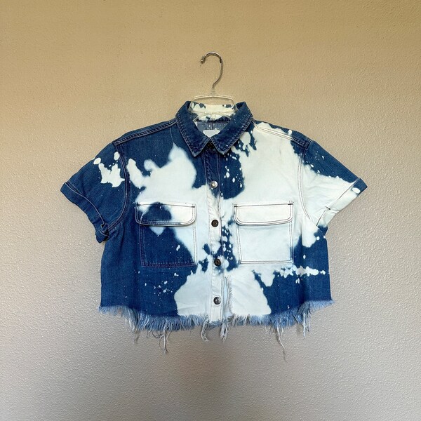 Upcycled tie dye denim crop top - distressed denim collared shirt - denim button down blouse - M 21x20