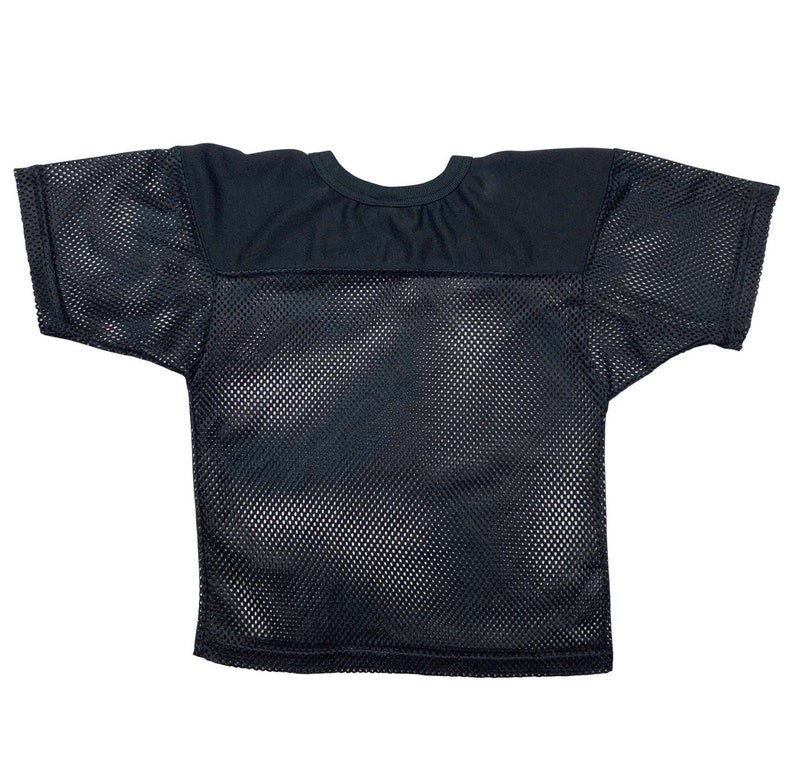 Black vneck mesh jersey-style tshirt Youth M