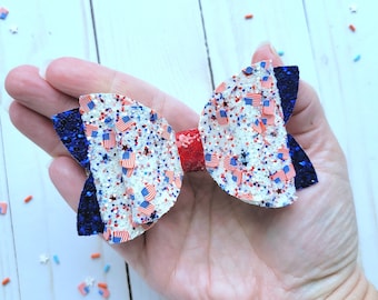 4th of July hairbow,Red white and blue bow,Independence Day hairbow,Glitter hair bow,Summer hairbow,Fourth of July bow,American flag hairbow