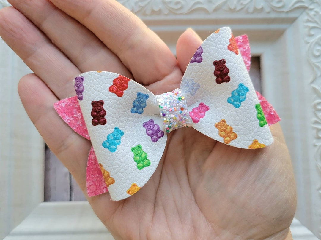 Pear Bear Off White Rainbow Hair Bow Clip main image 1