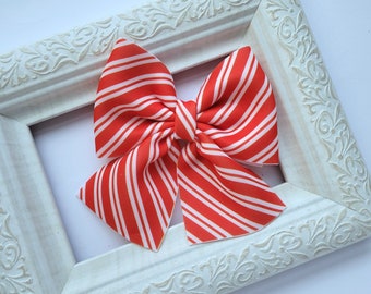 Candy cane stripe bow, Red and white Christmas hairbow, Holiday hair accessory for little girl, Soft neoprene barrette