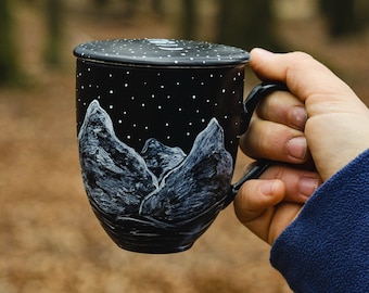 Mountain Campfire Mug: Porcelain Tea Mug with Lid, Nature Decor