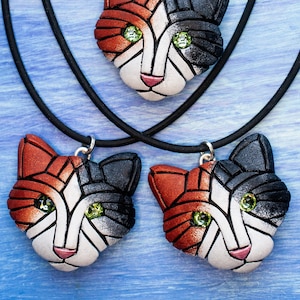 Calico Cat Necklace, Black, White and Brown Kitty Charm, Green Eyes, Gift idea for Cat Lover, Cute Kitten Face, Pet portrait, Animal Jewelry