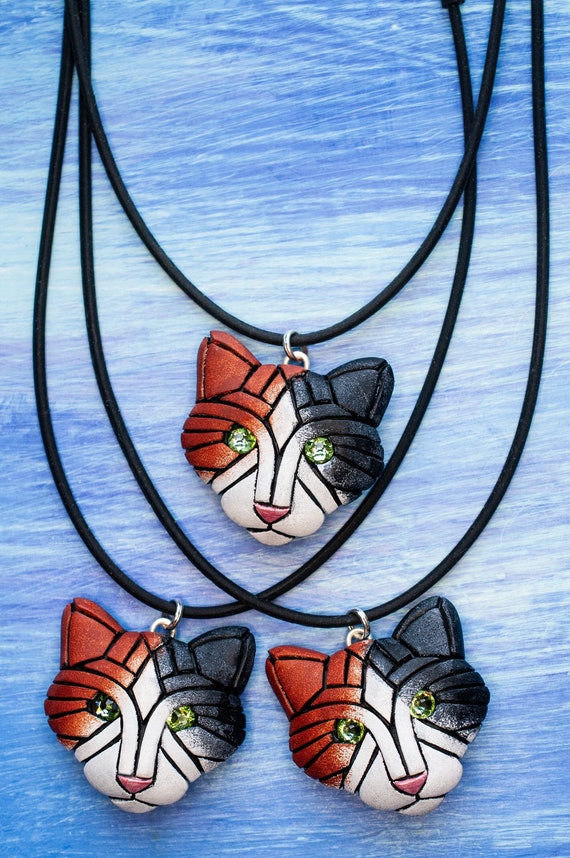 Calico Cat Necklace, Black, White and Brown Kitty Charm, Green Eyes, Gift idea for Cat Lover, Cute Kitten Face, Pet portrait, Animal Jewelry