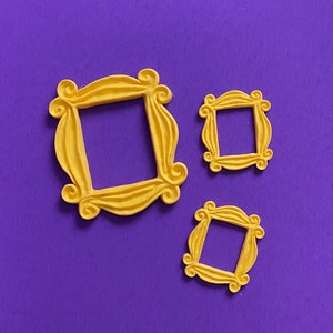 Friends Peephole Frame Trinket 3D Printed
