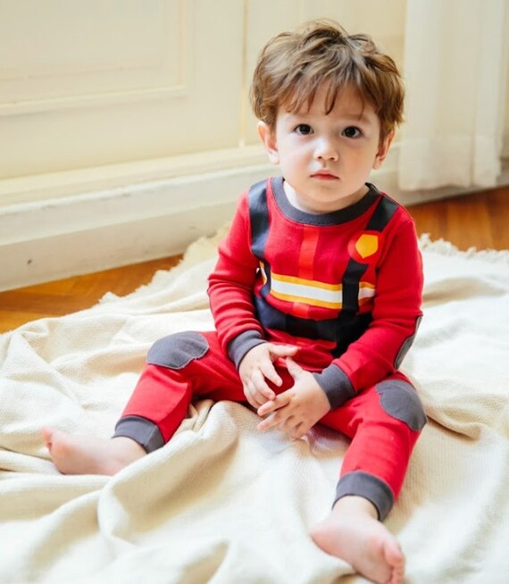 Mud Pie Conjunto de disfraz de bombero para niños, edades de 3 a 6 años,  Rojo 