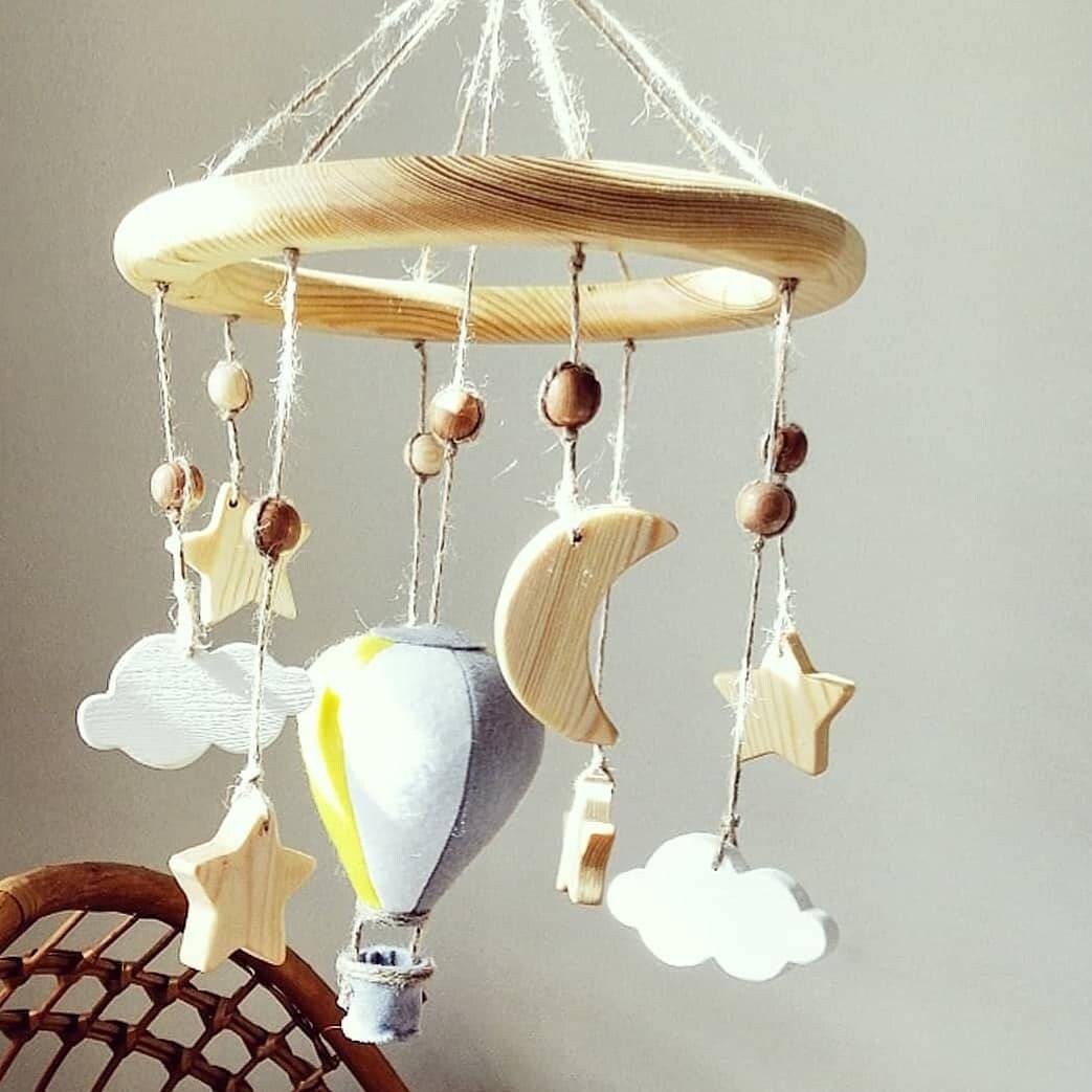 Деревянный мобиль на пол своими руками