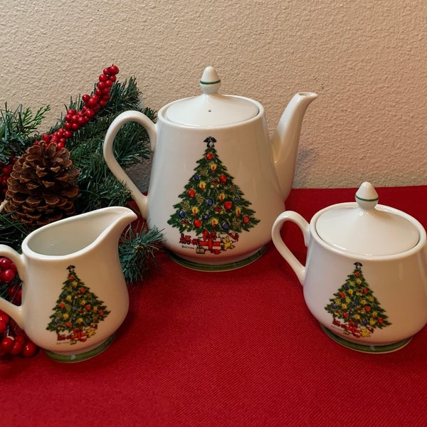 Vintage Christmas Tea Set by Mount Clemens Pottery