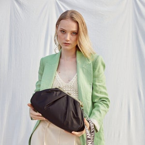 Zwarte clutch met frame, zwarte crossbody-tas, zwarte tas met sluiting, zwarte tas met gesp, retro-stijl portemonnee, Kiss Lock-tas, zwarte schoudertas
