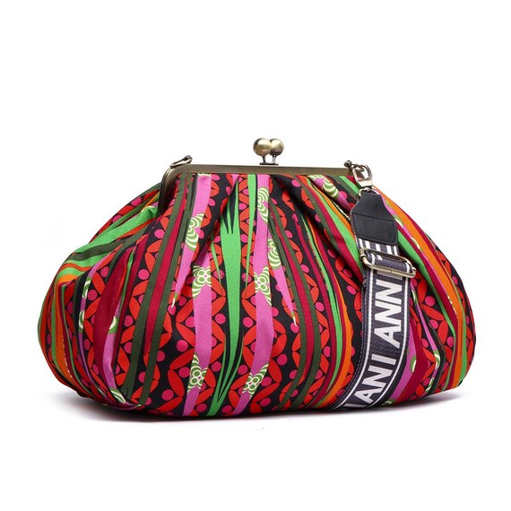 Neon Pink Large Handmade London Satchel Cross Body Clasp Closure Ladies Handbag Neon Pink Large Handmade London Satchel Cross Body Clasp Closure Ladies Handbag