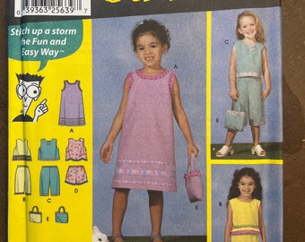 Sleeveless Dress Tops Capri Pants Shorts and Purse Girls Sewing Pattern Simplicity 7114 Uncut Size 3 4 5 6