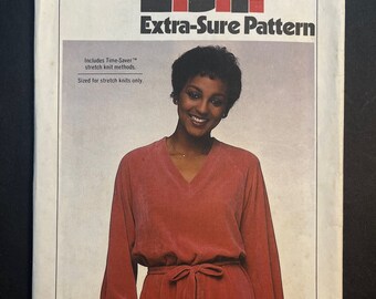 Raglan Sleeve Pullover Dress and Tie Belt Vintage 1978 Womens Misses Sewing Pattern Simplicity 8676 Uncut Size 10 12 14