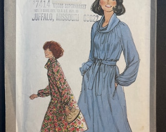 Cowl Collar Back Zipper Dress Vintage 1977 Womens Misses Sewing Pattern Simplicity 8386 Uncut Size Petite 6-8