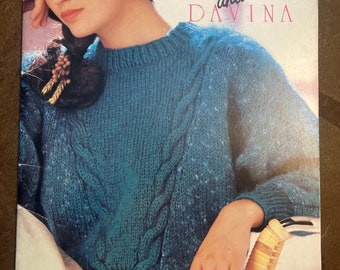 Patons Diana and Davina Beehive Book 605 Womens Cardigans Pullover Tops Knitting Pattern Book