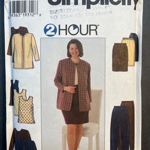 May include: A Simplicity sewing pattern for a 2-hour project. The pattern includes a jacket, skirt, and trousers. The pattern is for sizes 46-52. The pattern is called "2 Hour".