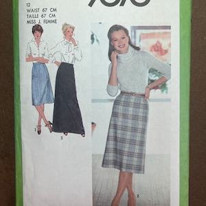 Jupe zippée au dos en trois longueurs vintage 1979 Womens Misses Sewing Pattern Simplicity 9070 Cut Size 12