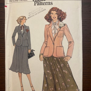 Above Hip Length Jacket and Skirt Womens Misses Sewing Pattern Vogue 7024 Uncut Size 6