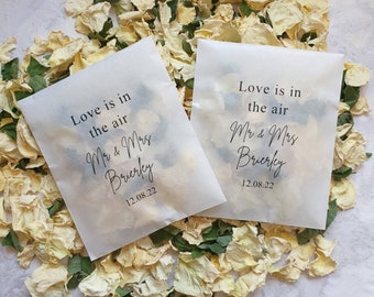 Biodegradable Confetti. Personalised Printed Pre filled packets.  Wedding confetti.  Petal confetti. Confetti Packets. Confetti.