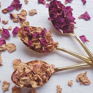 Confettis biodégradables. Confettis en or rose. Pétales de fleurs séchées naturellement. Confettis de mariage. Confettis de pétales de rose