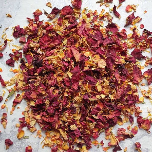 Confeti biodegradable.  Caídas de otoño. Confeti de boda. Confeti de pétalos de rosa. Confeti de pétalos de rosa. Confeti de flores secas. Confeti de pétalos