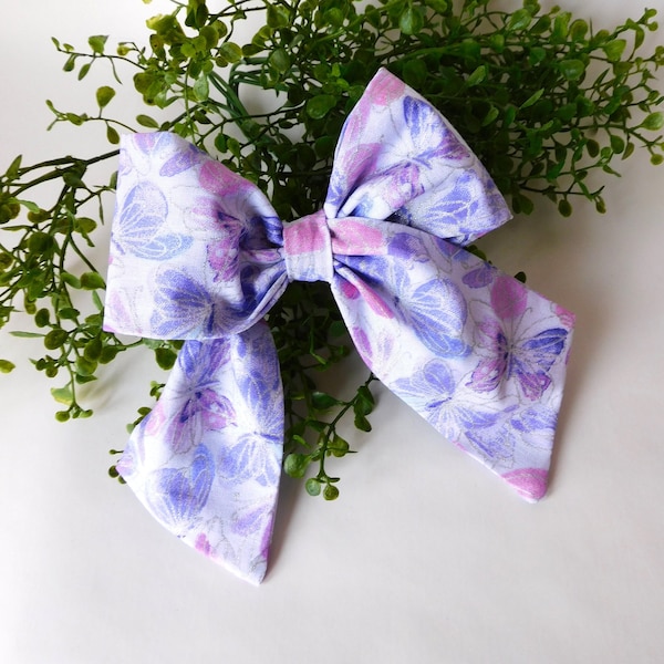 Butterflies coquette bow, vintage style, birthday gift, classic, aesthetic and atemporal staff hair clip, appreciation handmade 100% cotton