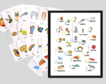 Puede incluir: Un conjunto educativo con un póster del alfabeto y tarjetas didácticas. El póster, en un marco negro, muestra el alfabeto con ilustraciones. Las tarjetas didácticas muestran imágenes correspondientes, como una abeja y una cebra.