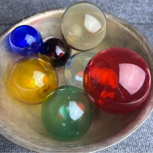 Antique colored glass fishing float buoy net balls set of 7 assorted colors 2-3”