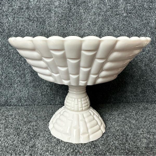 Vintage 50s art deco milk glass pedestal compote bowl Jeanette shell pink Louisa