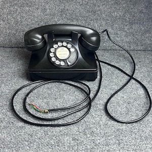 Vintage 1940s North Electric Bakelite rotary dial phone black art deco